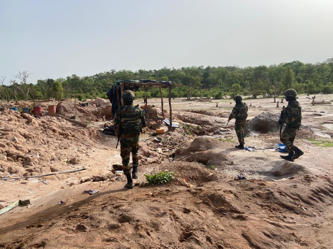 DÉMANTÈLEMENT D’UN SITE D’ORPAILLAGE CLANDESTIN SUR LA FALÉMÉ 