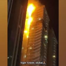 Dubaï : impressionnant incendie d'un gratte-ciel de 67 étages, aucune victime