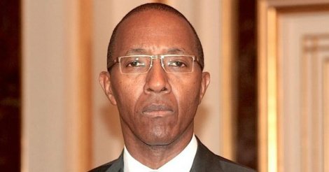 Abdoul Mbaye: “ Pourquoi j'ai décidé de voter “Non” au référendum ” Abdoul Mbaye: “ Pourquoi j'ai décidé de voter “Non” au référendum ”