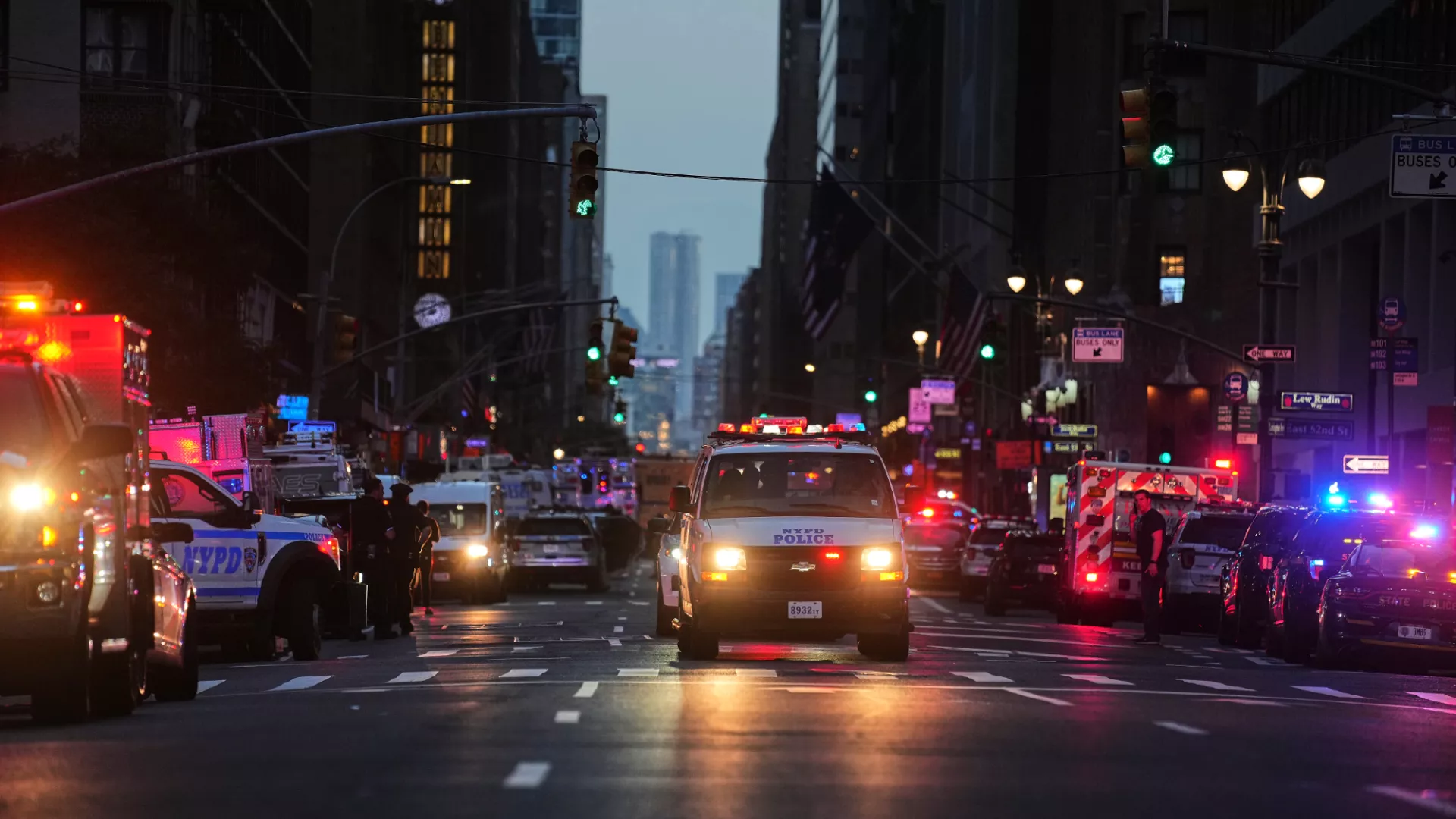 New York : une fusillade dans un gratte-ciel en plein cœur de Manhattan fait au moins cinq morts