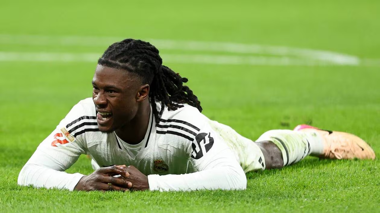 CAMAVINGA BLESSÉ À LA CHEVILLE DROITE ET INCERTAIN POUR LE DÉBUT DE SAISON AVEC LE REAL MADRID