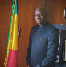 Abass Fall élu maire de Dakar à l’issue du Conseil municipal