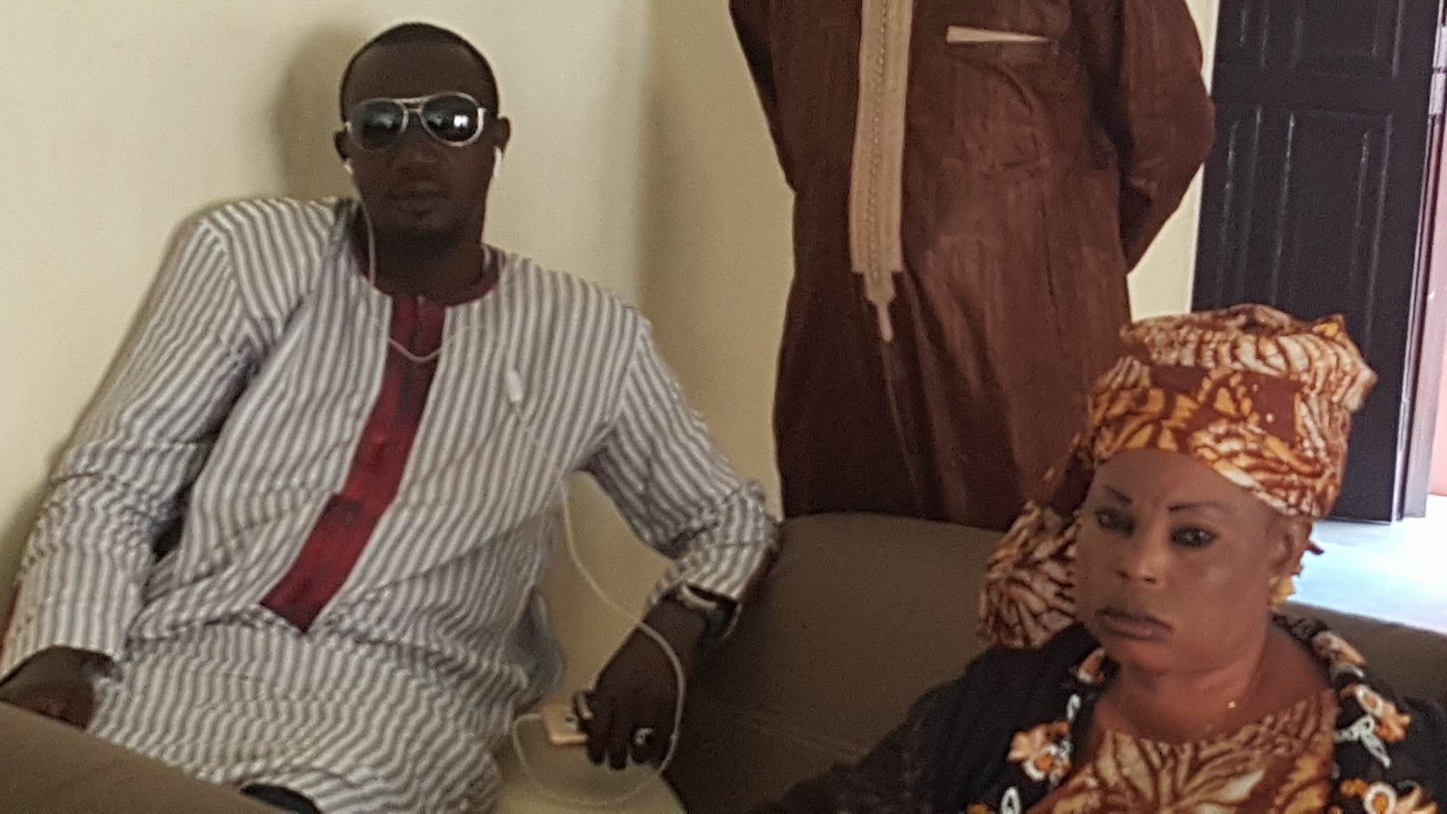 Abdoulaye Dia,maire de Demett mobilise ses parents de l'Ile à Morphil pour un "Oui massif" Abdoulaye Dia,maire de Demett mobilise ses parents de l'Ile à Morphil pour un "Oui massif"