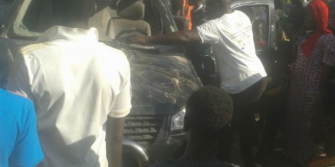 Violence dans l’arène du Référendum... La raison des armes contre l’arme de la Raison Violence dans l’arène du Référendum... La raison des armes contre l’arme de la Raison