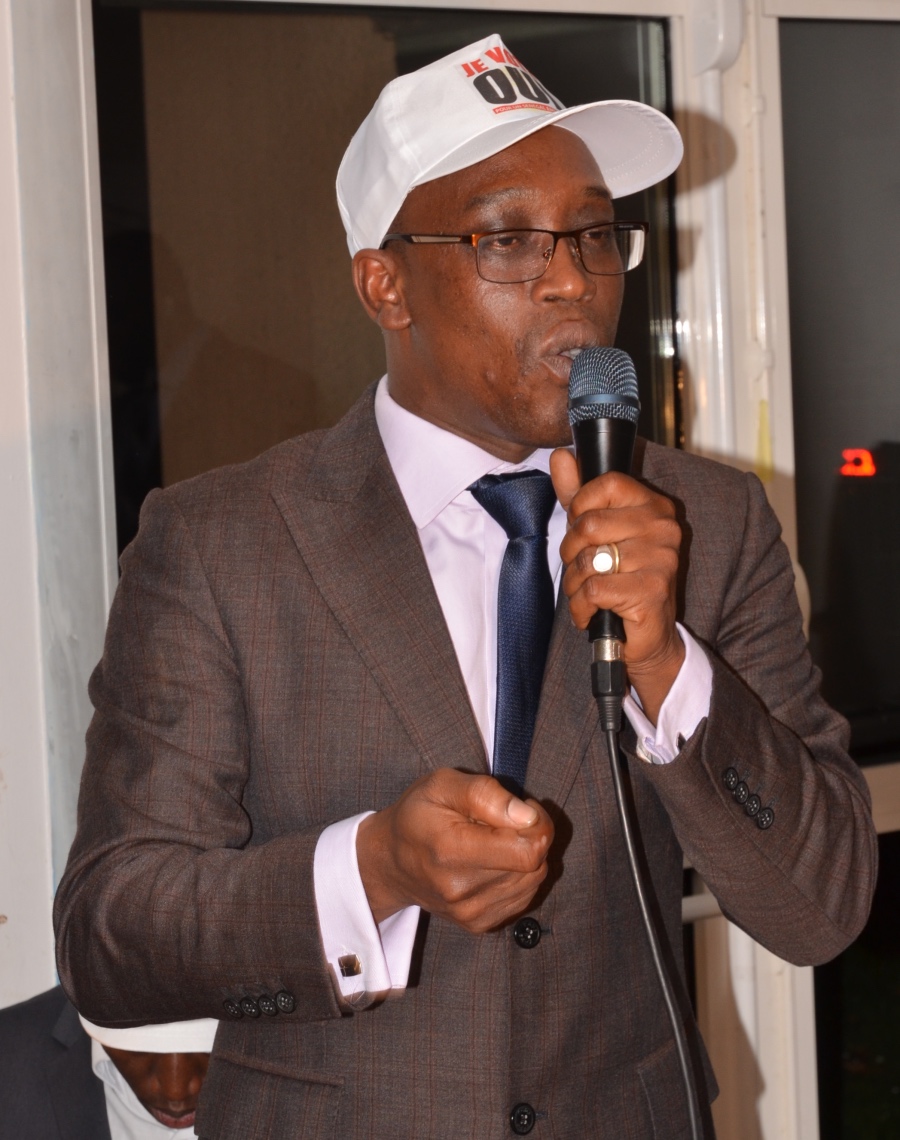 "Idrissa Seck n'aime pas le Sénégal et le peuple sénégalais le lui rend bien" selon Mamadou Thiam "Idrissa Seck n'aime pas le Sénégal et le peuple sénégalais le lui rend bien" selon Mamadou Thiam