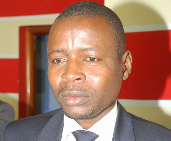 IBRAHIMA MENDY, DIRECTEUR DE LA DIRECTION DE L’ANALYSE, DE LA PREVISION ET DES STATISTIQUES AGRICOLES (DAPSA)  «Il y a un faux débat autour de la commercialisation de l’arachide» IBRAHIMA MENDY, DIRECTEUR DE LA DIRECTION DE L’ANALYSE, DE LA PREVISION ET DES STATISTIQUES AGRICOLES (DAPSA)  «Il y a un faux débat autour de la commercialisation de l’arachide»