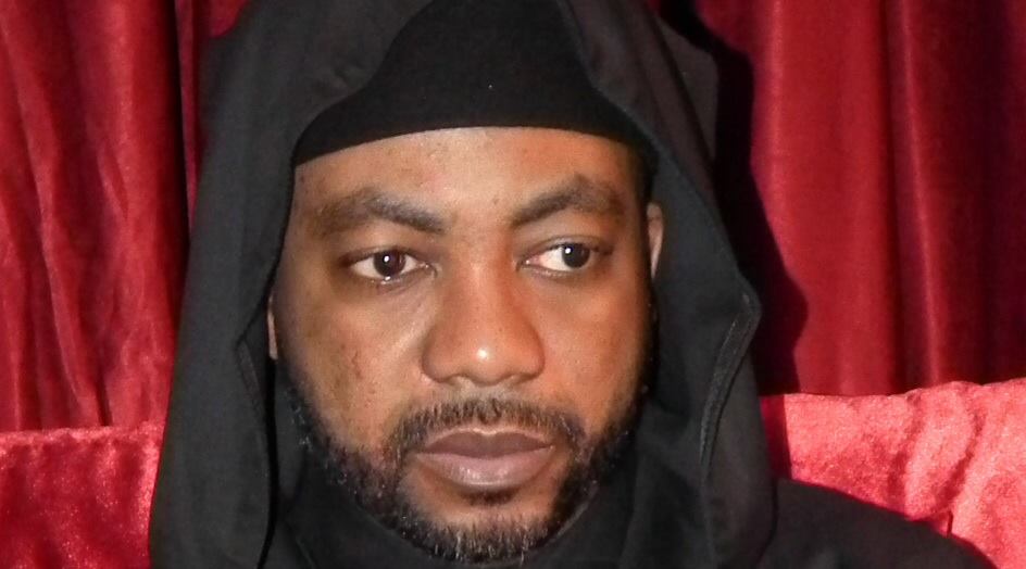 Cheikh Alassane Sène dénonce le silence des "jouisseurs de la République" Cheikh Alassane Sène dénonce le silence des "jouisseurs de la République"