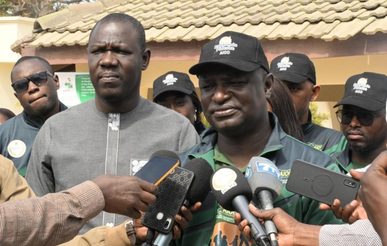 Les Inspecteurs et Officiers des Douanes au chevet des enfants vulnérables