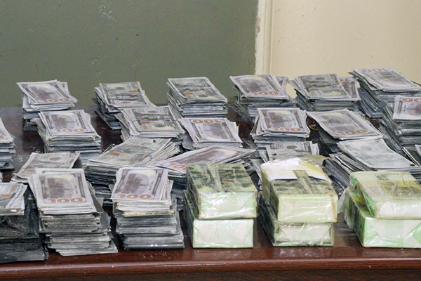 Faux monnayage : 987 coupures de 100 dollars découvertes à Ziguinchor