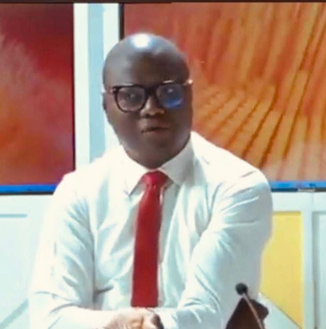 Suite et pas fin AFFAIRE PAPE CHEIKH DIALLO ET CIE-  Kadior Cissé, un présentateur  de la 7TV et partenaire de Magib Seck,  tombe !