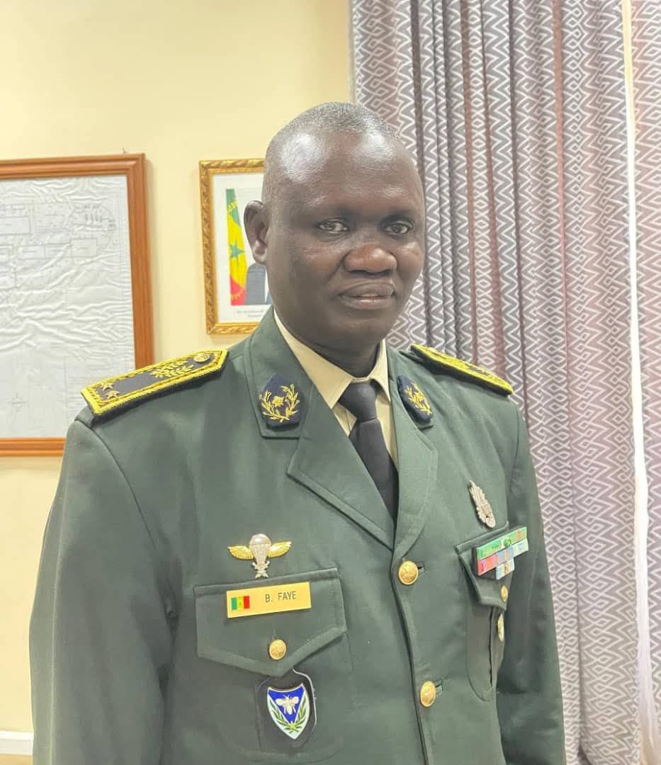 LE GÉNÉRAL DE BRIGADE,BABOU FAYE REJOINT OFFICIELLEMENT LA DEUXIÈME SECTION DES CADRES DE L’ÉTAT-MAJOR