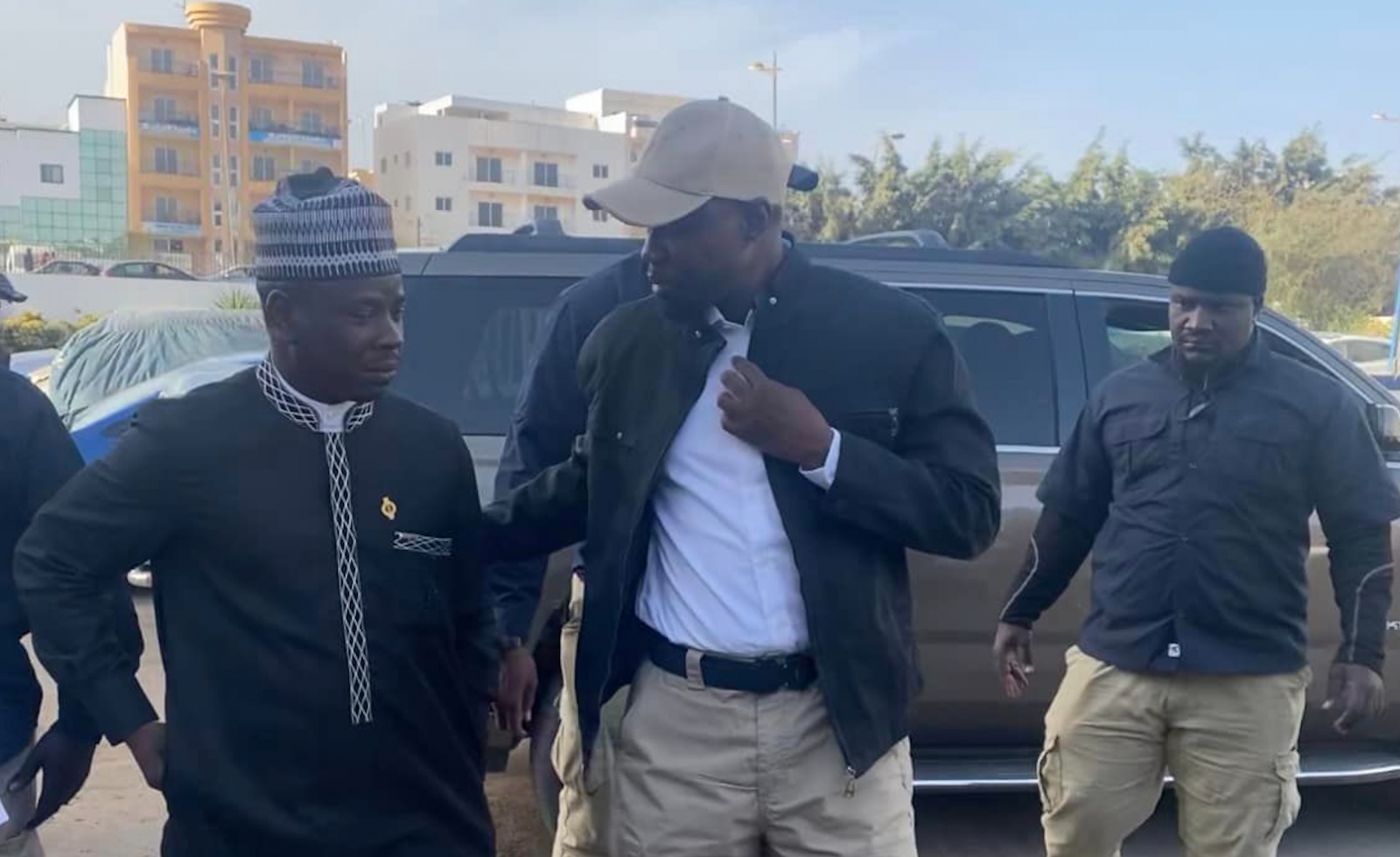Sonko convoque son état-major à la Cité Keur Gorgui