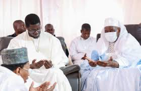 Louga: Le Président de la République reçu par le Khalif Thierno Bassirou Mountaga Tall