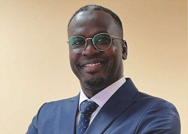 Le DG de la SONACOS annonce sa démission après le limogeage de SONKO