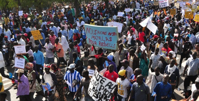 Guerre de leadership : le PDS en mille morceaux dans la banlieue Guerre de leadership : le PDS en mille morceaux dans la banlieue