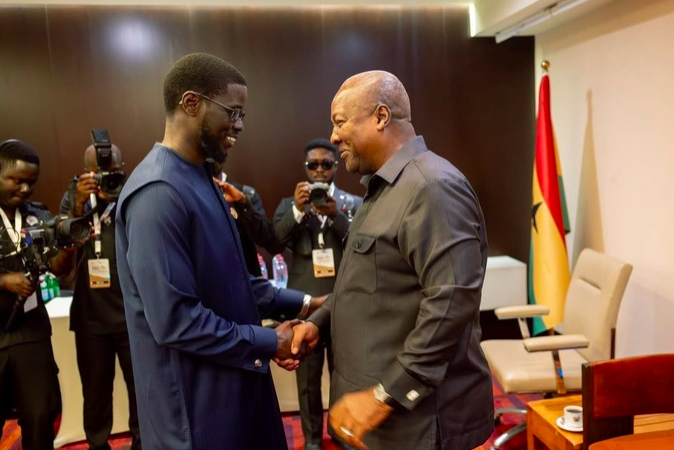 À Accra, Bassirou Diomaye Faye plaide pour une justice réparatrice fondée...