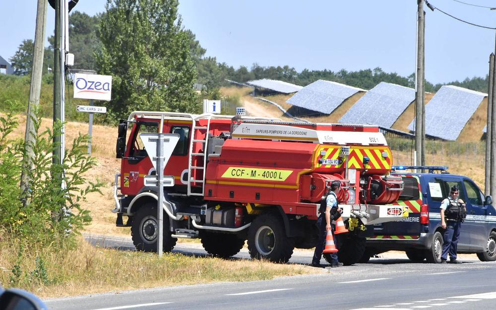 Canicule: plusieurs dizaines d'incendies en cours en France, les sapeurs-pompiers fortement mobilisés