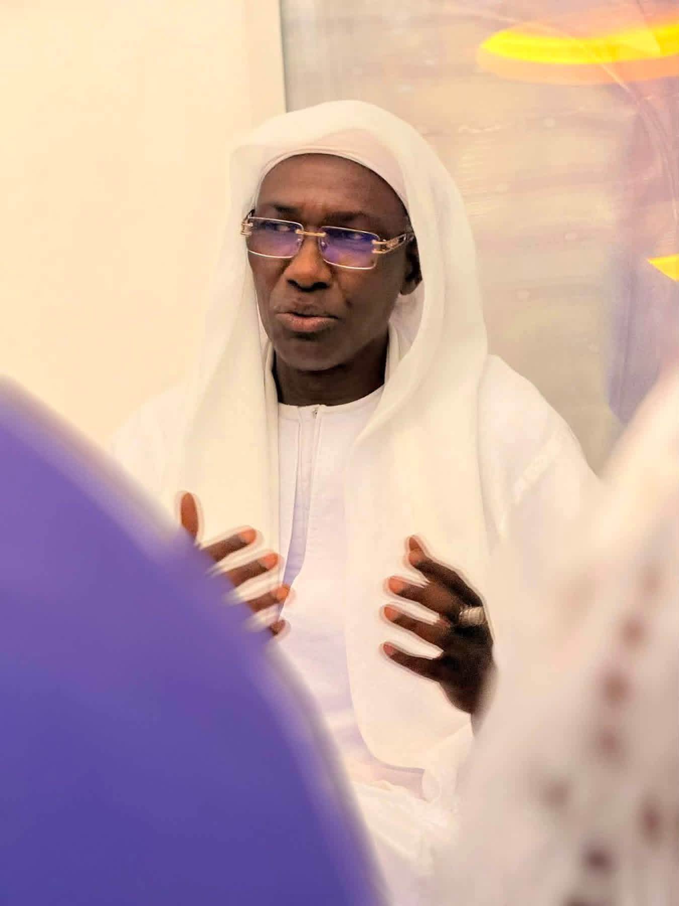 Ousmane Sonko à Yoff pour présenter ses condoléances à son inconditionnel Chérif Ousseynou Laye : L'hommage au-delà des larmes