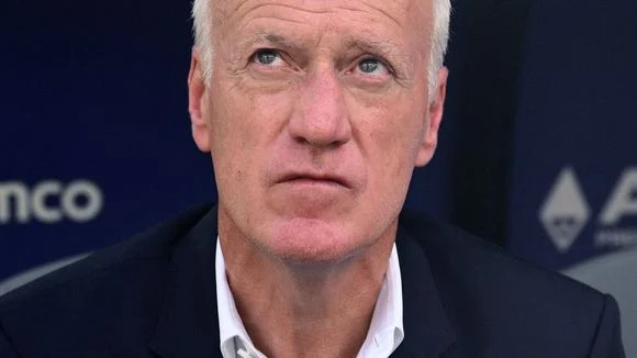 Deschamps explique son départ : "Il y avait un environnement qui était tellement irrespirable"