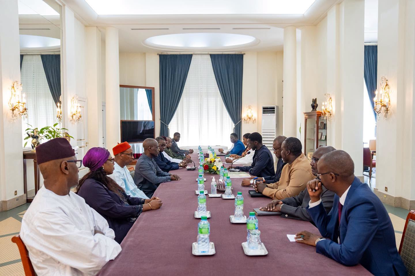 Consolidation de l'État de droit : le Président Bassirou Diomaye Faye reçoit le rapport annuel du Médiateur de la République