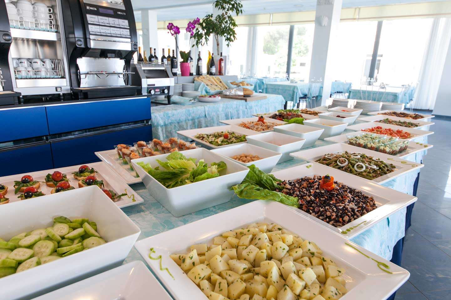 Poisson avarié, pâtisserie suspecte et conspiration : l'étrange affaire qui ébranle un grand établissement hôtelier de Saly