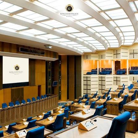 King Fahd Palace : le plafond s’effondre, les vieilles interrogations demeurent