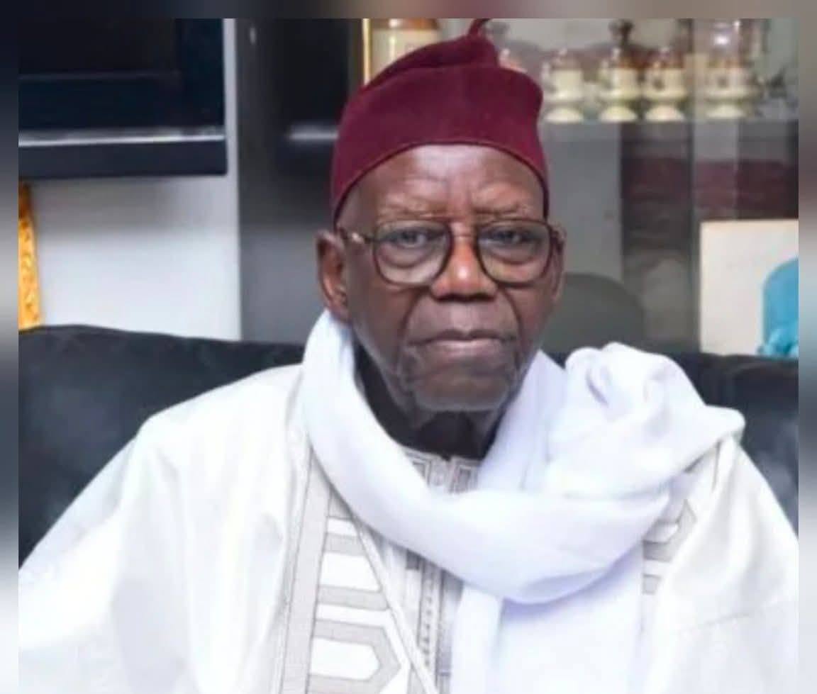 Dakar en deuil : la disparition du Grand Diaraf El Hadj Farba Paye  laisse une empreinte dans la mémoire léboue