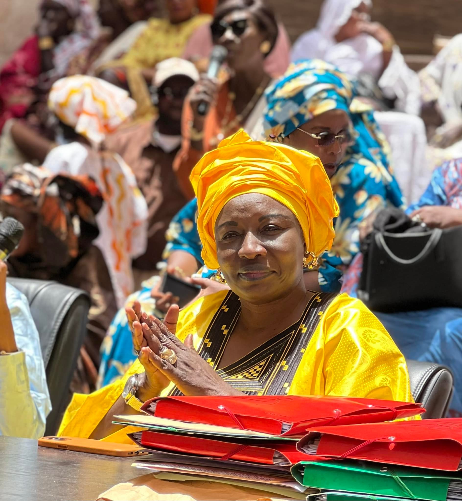 Mimi Touré face à la presse : une réponse sans détour à Ousmane Sonko