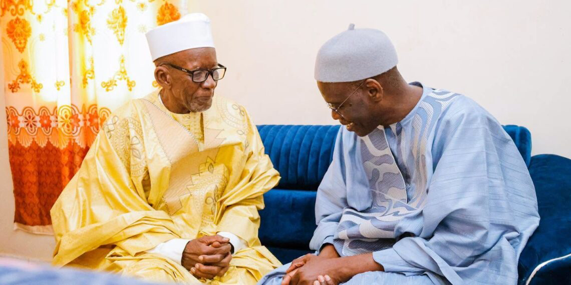 Gamou de Médina Baye : Al Aminou Lô rend une visite de courtoisie au Khalife Cheikh Mahi Niass