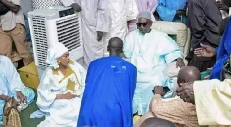 « Si plainte il doit y avoir, qu’elle me soit adressée » : Serigne Sidy Abdou Lahad Mbacké assume Sokhna Aïda Diallo… et soulève des questions