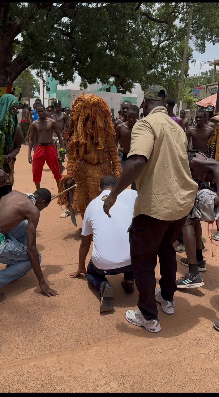 Mame Boye Diao, quand le maire s’agenouille devant la tradition et se grandit aux yeux de son peuple