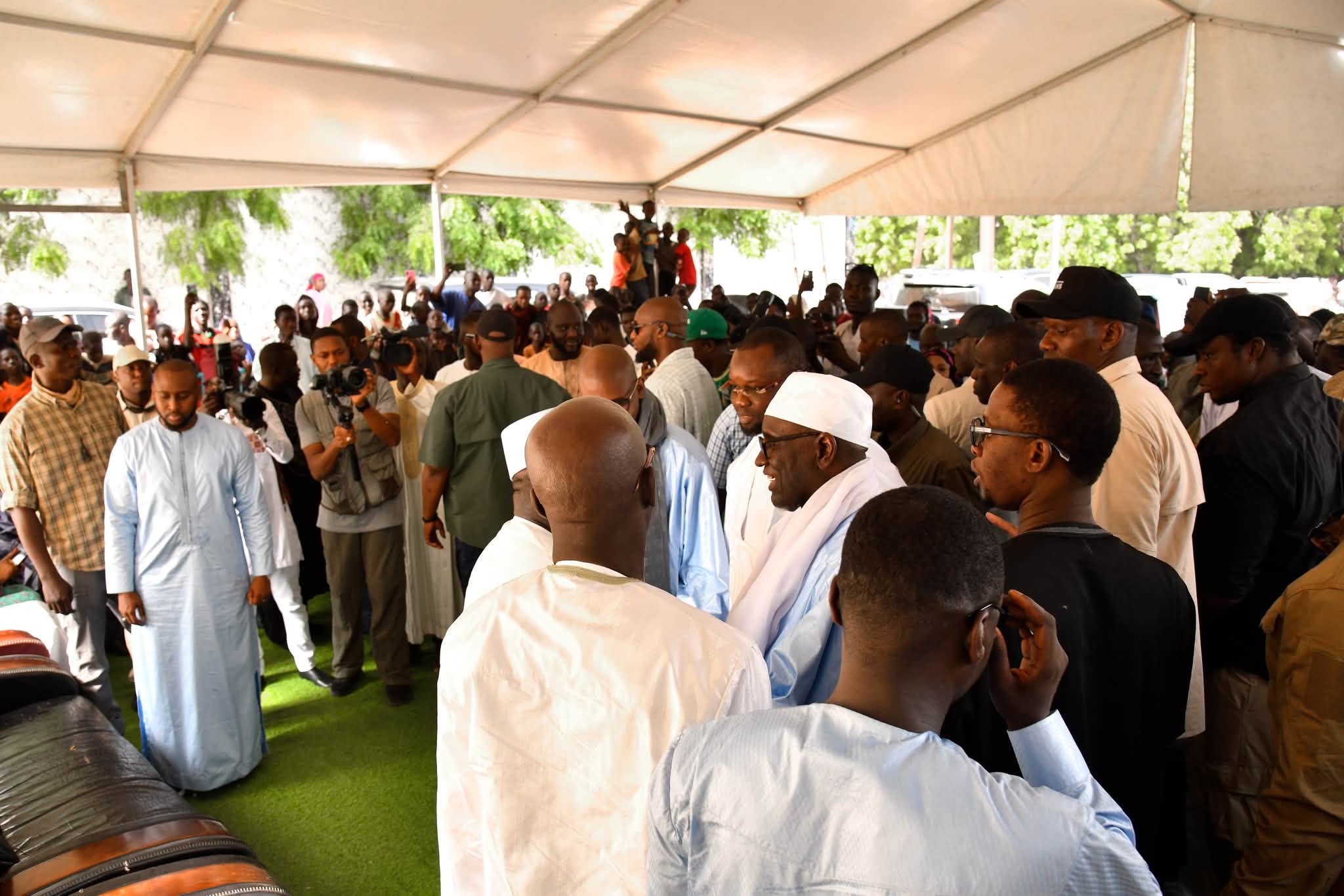 Le Président de l’Assemblée nationale présente ses condoléances à Serigne Fallou Sohibou Mbacké
