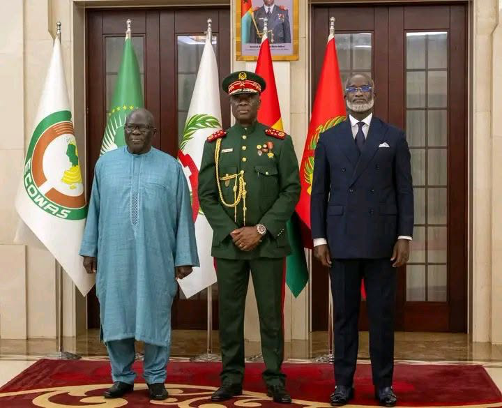 Guinée-Bissau : Horta Inta-a investit deux nouveaux ministres et élève plusieurs officiers aux plus hauts grades