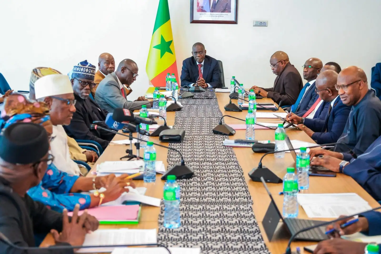 Dialogue social : le Premier ministre Ahmadou Alhaminou LO demande un moratoire de trois mois sur les grèves