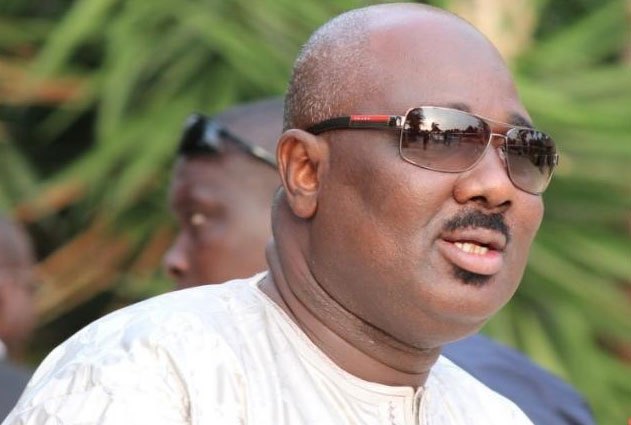 Les effarantes révélations de Souleymane  Siré Sy:"Farba Ngom a détourné et de l'argent et du riz (...)" C'est bel et bien du riz en provenance d'un magasin de l'Etat qu'il a voulu s'approprier (...)"  Les effarantes révélations de Souleymane  Siré Sy:"Farba Ngom a détourné et de l'argent et du riz (...)" C'est bel et bien du riz en provenance d'un magasin de l'Etat qu'il a voulu s'approprier (...)"