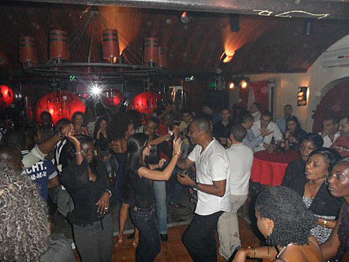 Condamné à perpétuité, Abdou Magib Ndiaye, le présumé agresseur du gérant du Ngalam, interjette appel et écope finalement de ...10 ans de prison ferme Condamné à perpétuité, Abdou Magib Ndiaye, le présumé agresseur du gérant du Ngalam, interjette appel et écope finalement de ...10 ans de prison ferme