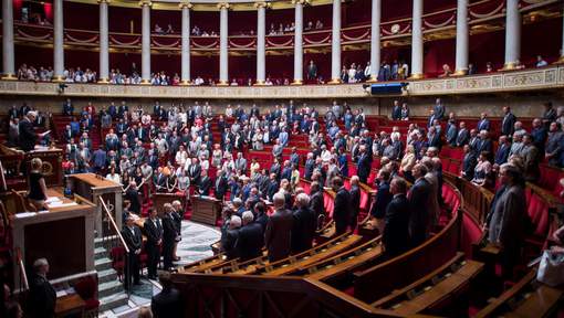 La France prolonge l'état d'urgence jusqu'à janvier 2017