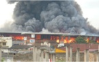 Incendie au Parc Lambaye depuis 5h du matin, plusieurs millions en fumée