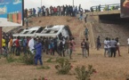 Urgent-Accident à la Patte d’oie: Un bus tata complètement renversé, plusieurs blessés graves