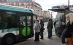 Homme poignardé dans un bus à Paris : l'agresseur présumé arrêté