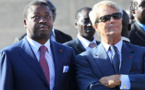 Manifestation devant la tour Bolloré contre l'accaparement de terres en Asie et en Afrique
