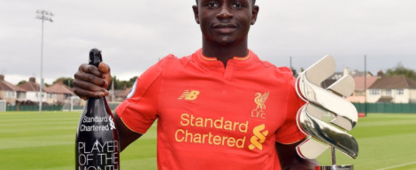 Liverpool : Sadio Mané élu footballeur du mois, regardez ce qu'il fait