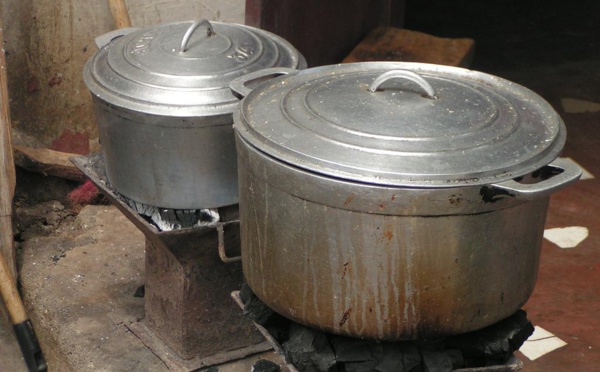 Confidence: “mon mari compte les morceaux de viande dans la marmite”