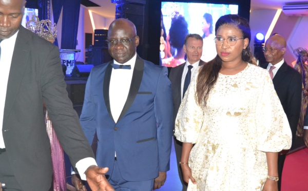 18 ème édition des Cauris d'Or- Les deux champions nationaux Youssou Ndour et Mbagnick Diop ont mis le feu au King Fahd Palace (IMAGES)