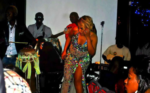 Viviane Chudid « habillée » depuis Paris par...Cheikh Kanté?