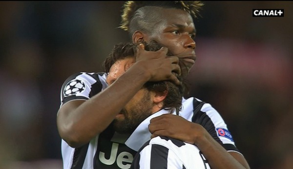 Quelle image ! Paul Pogba qui réconforte Andrea Pirlo