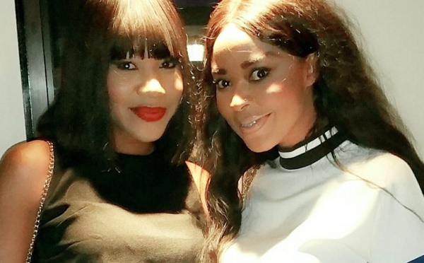 Amina Niang posant avec la défunte Maty Mbodj