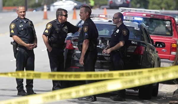 Etats-Unis : un petit garçon de 2 ans suspecté d’avoir abattu son père