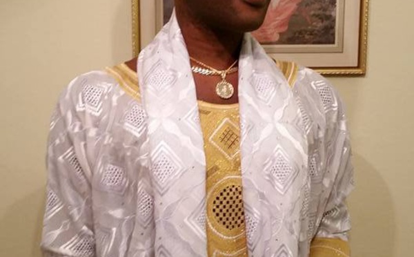 2 photos-L’homosexuel Pape Mbaye en guest star au mariage de Djily création