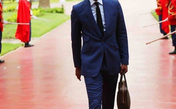 Yaxam Mbaye casse sa tirelire pour offrir 10 millions cfa à l'ASC Khandalou de Rebeuss